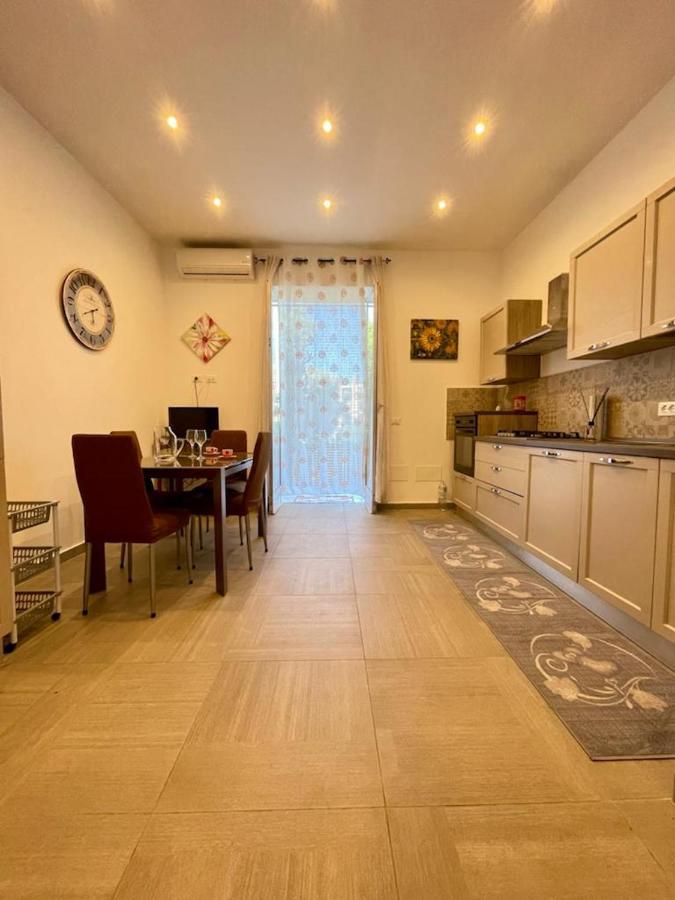 Lilibet Apartment Palermo Eksteriør billede
